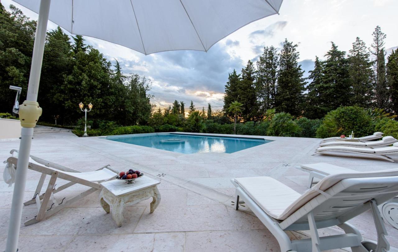 Villa Rinaldi Монтеспертоли Экстерьер фото