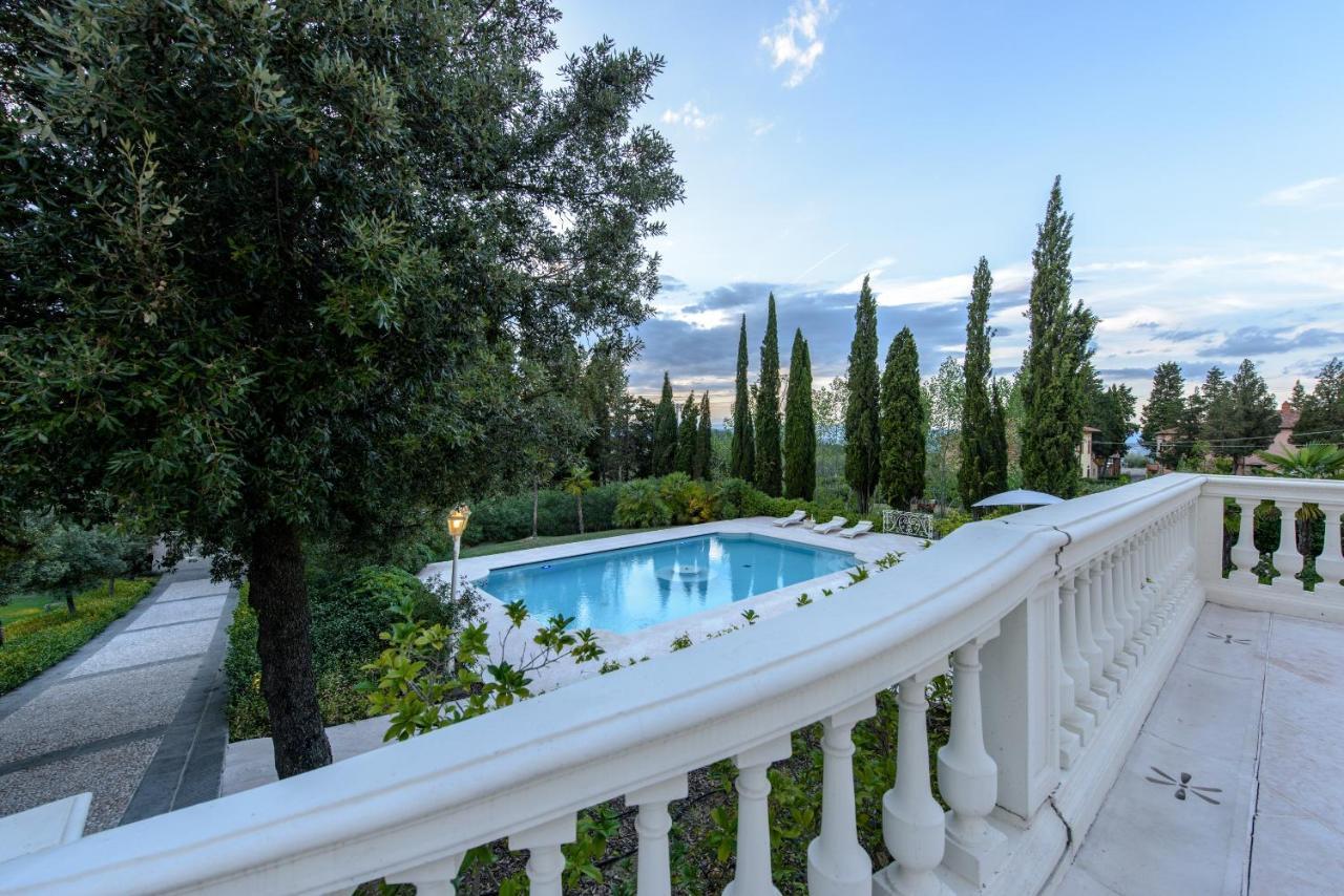Villa Rinaldi Монтеспертоли Экстерьер фото