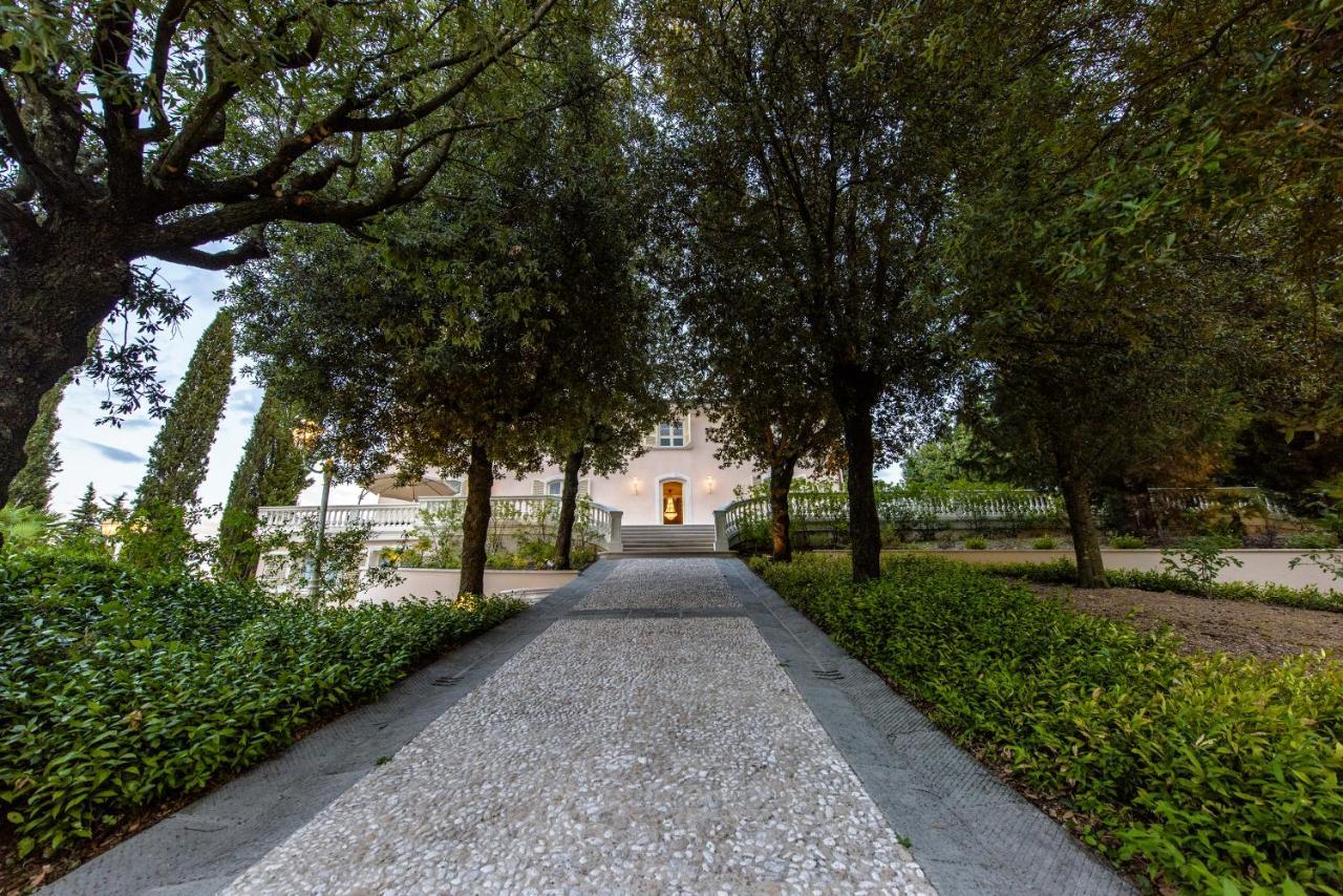Villa Rinaldi Монтеспертоли Экстерьер фото
